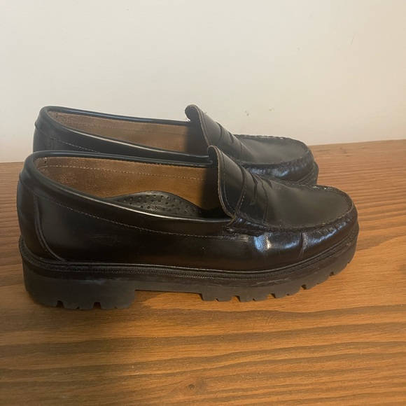 G.H. Bass & Co. Whitney Super Lug Loafers - Picture 6 of 7